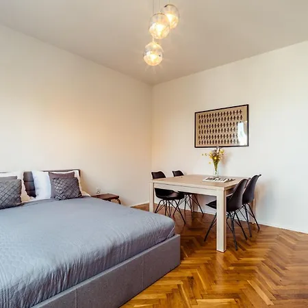 Holiday home House Escape